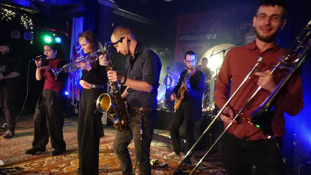 ARTE BELLA & THE FELLAS @ sKa Town (TK)