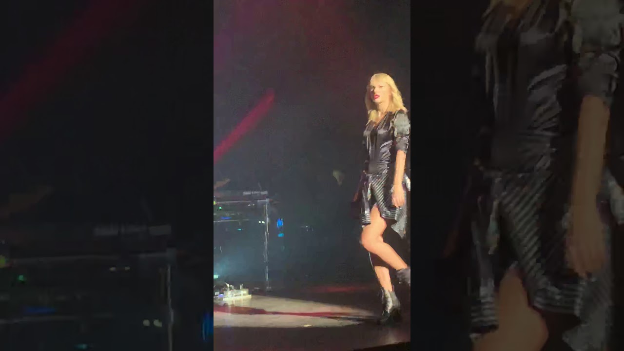 Taylor Swift - Style (City of Lover Concert)