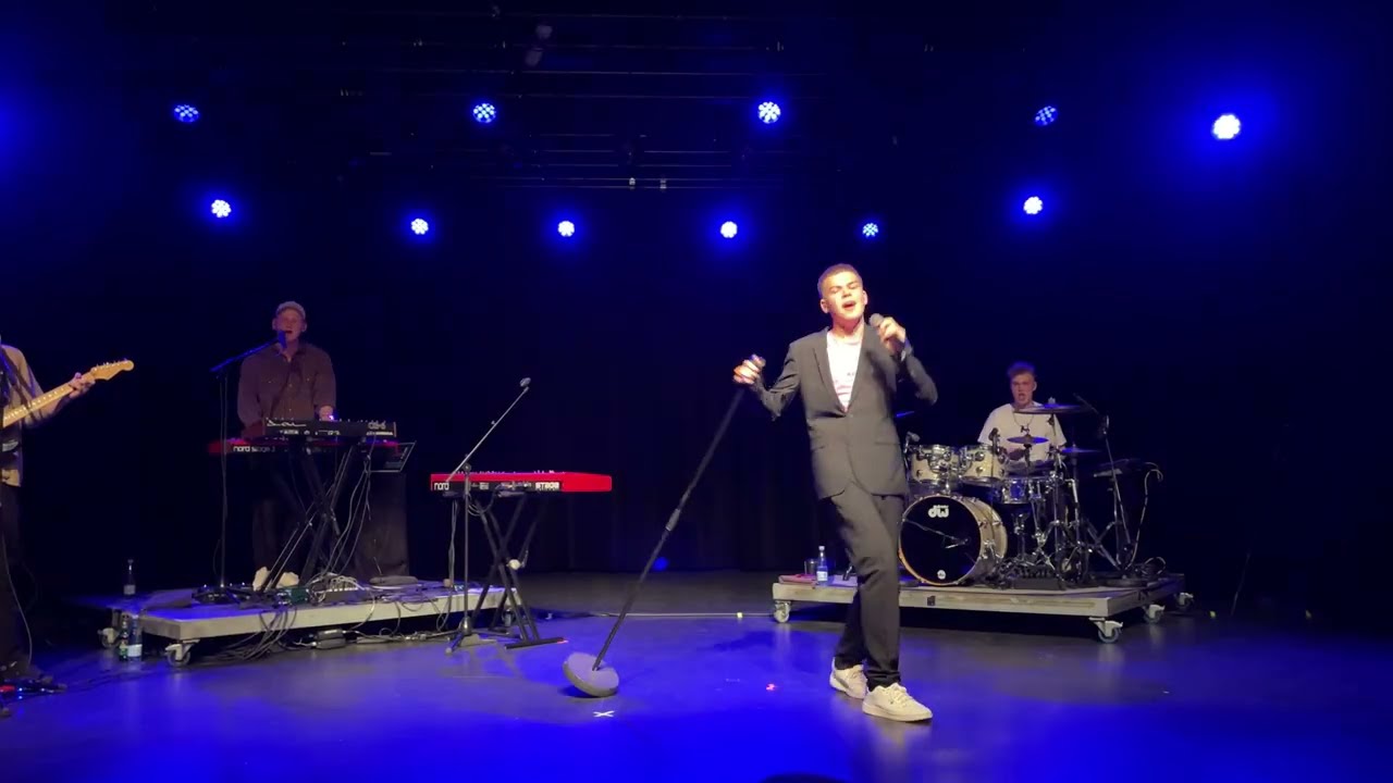 Chris Burton - Hjertet Ved Hvad Det Vil (Live 2021) 20. Maj 2021 - Bremen Teater Copenhagen