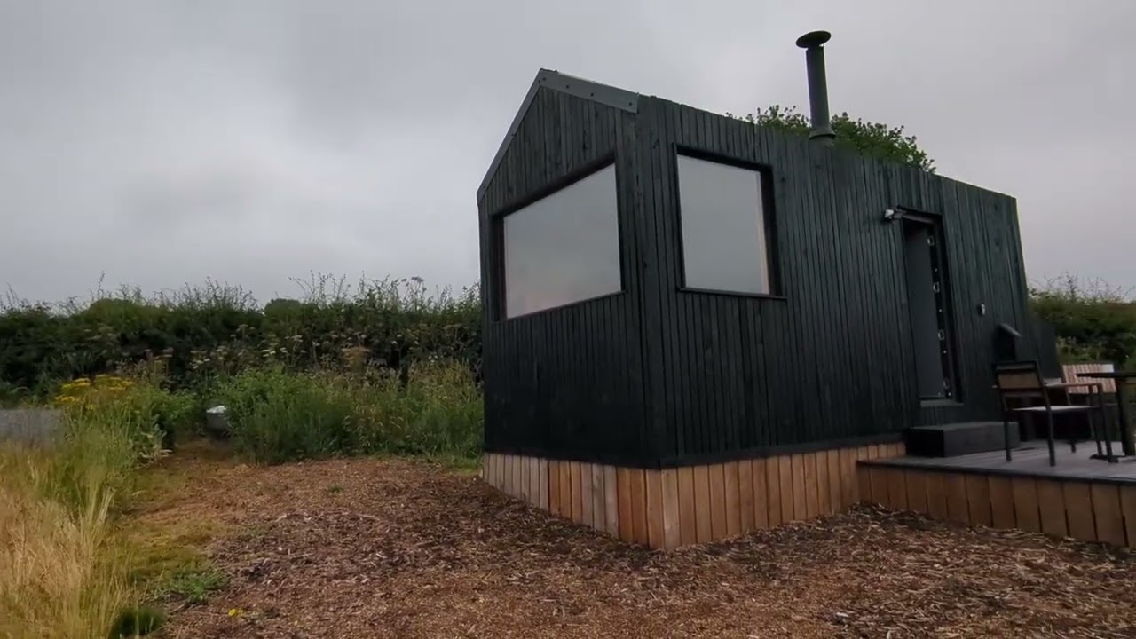 Polaris Shack Stay in Cheshire | Cosy Countryside Escape at The Shacks Near Tarporley