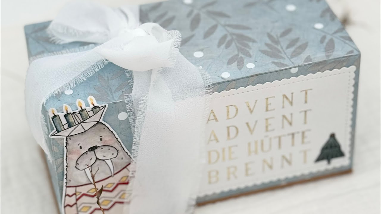 Adventsgesteck Geschenkschachtel aus Graupappe