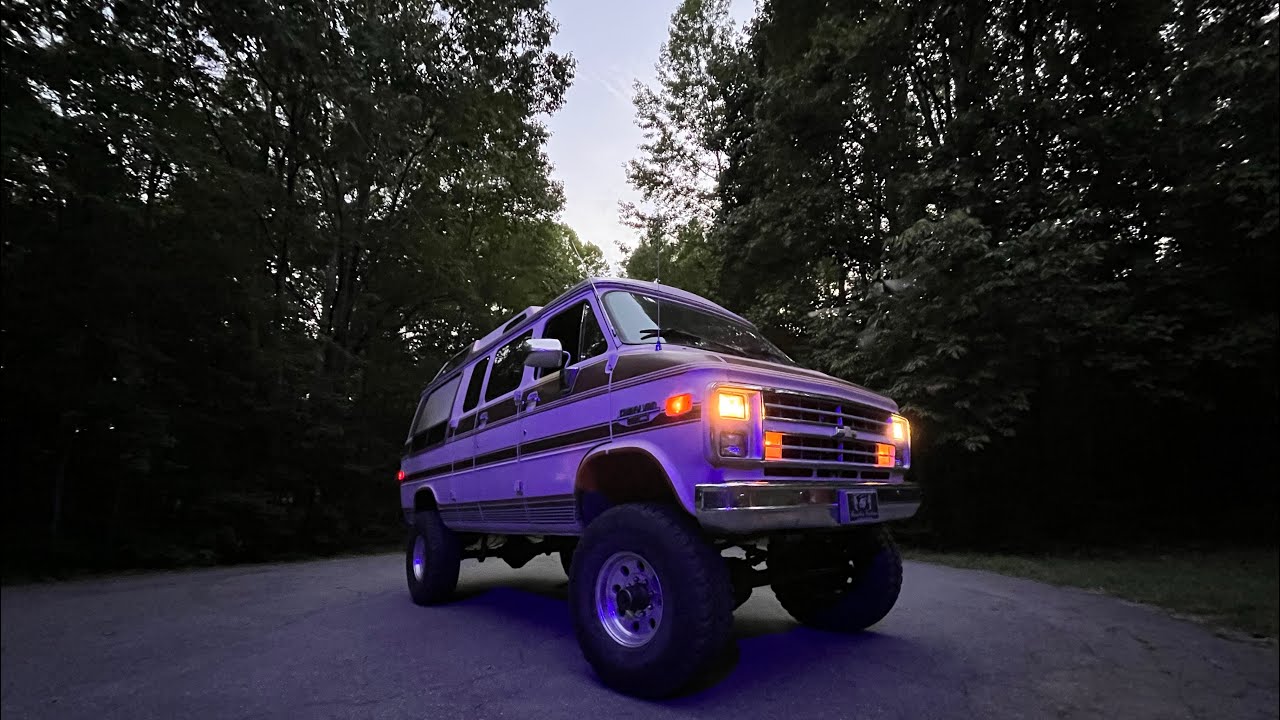 Timothy Build 1 4x4 Van : Dana 60 Front End Installation G20 Chevy