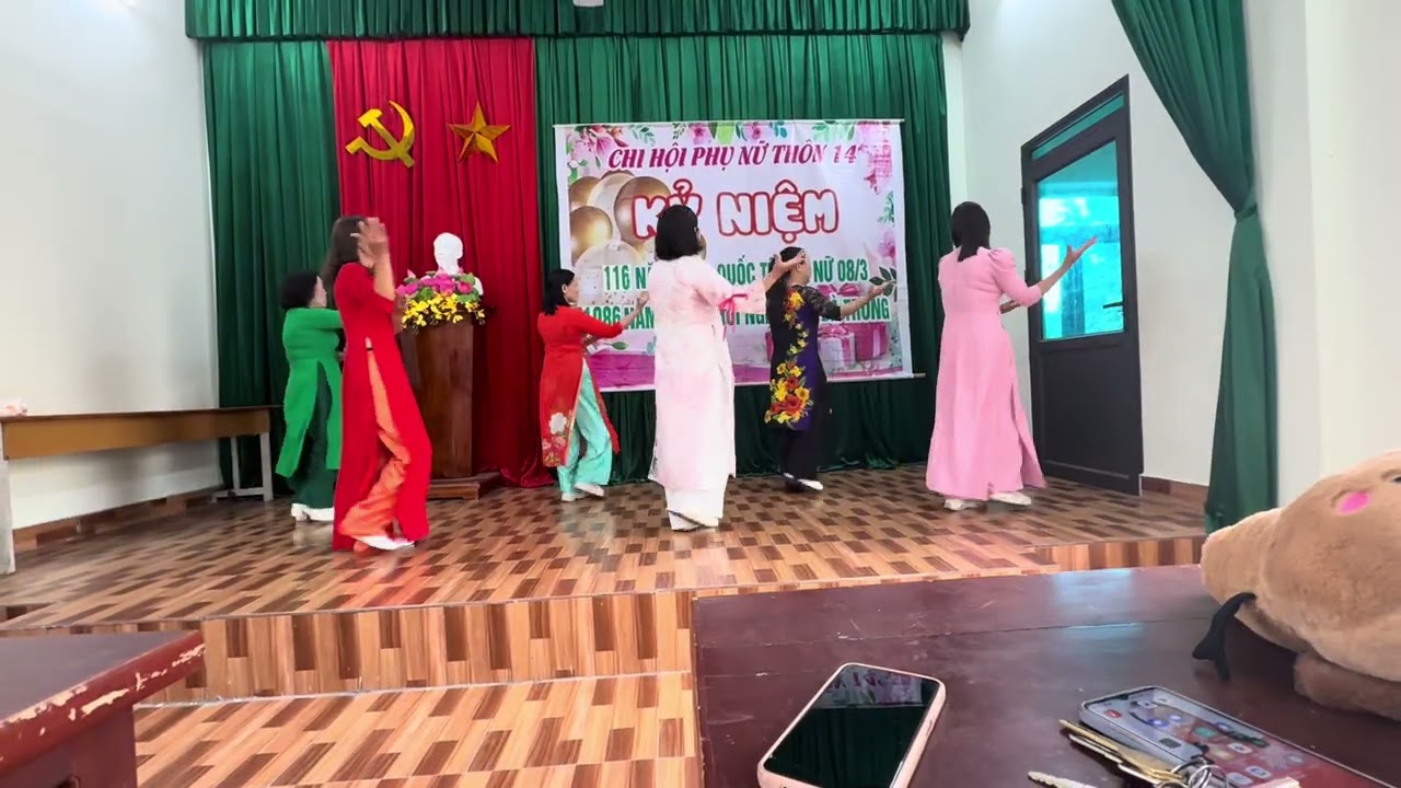 Cùng dm đi hội mùa xuân .clb dân vũ thôn 14 chào mừng ngày quốc tế phụ nữ 8/3