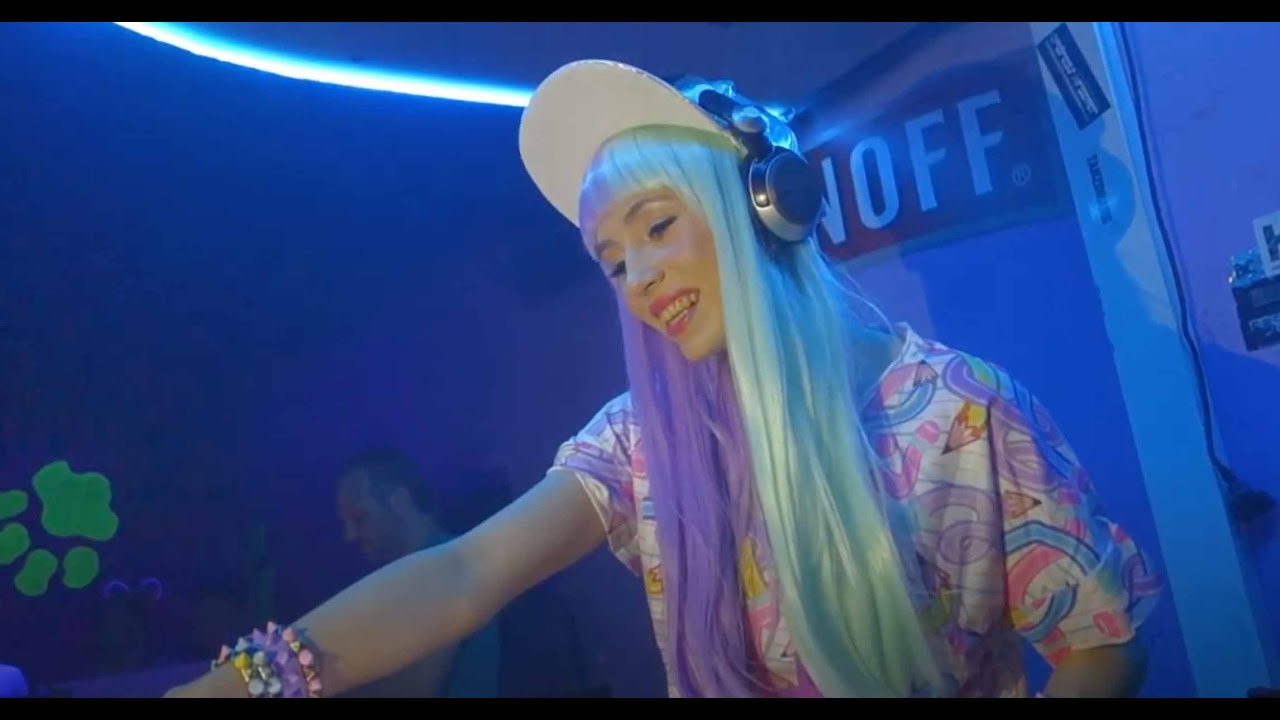Marika Rossa ★ TANZDRANG ★ Grinsekatze München