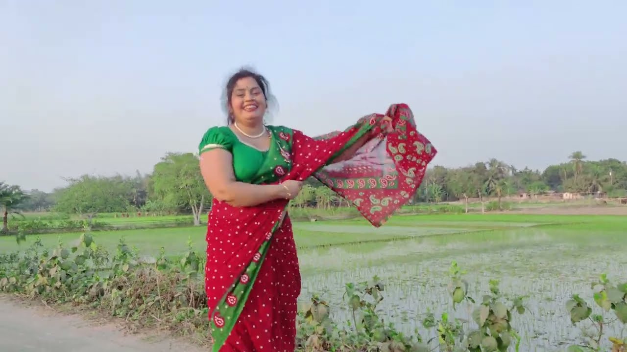 বুক চিন চিন করছে হায়/Buk Chin Chin Korsa Hai/Anupom Move Song/New Dance By Subrna/Maya Dance
