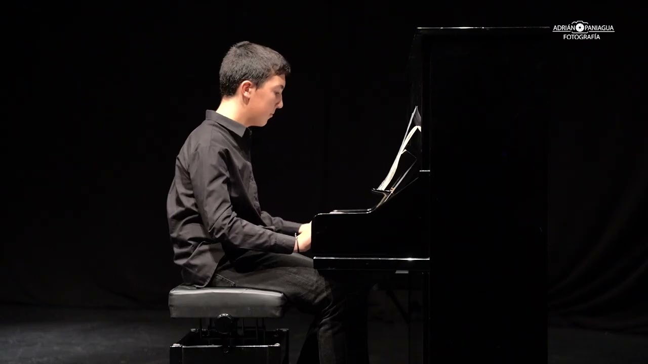 Pablo Rodriguez Carrera interpreta Goodbye (B.S.O. Hachiko)