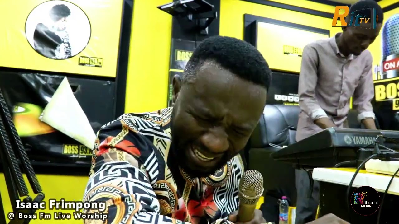 Minister Isaac Frimpong - You will Love this Worship Medley @ Boss Live Worship