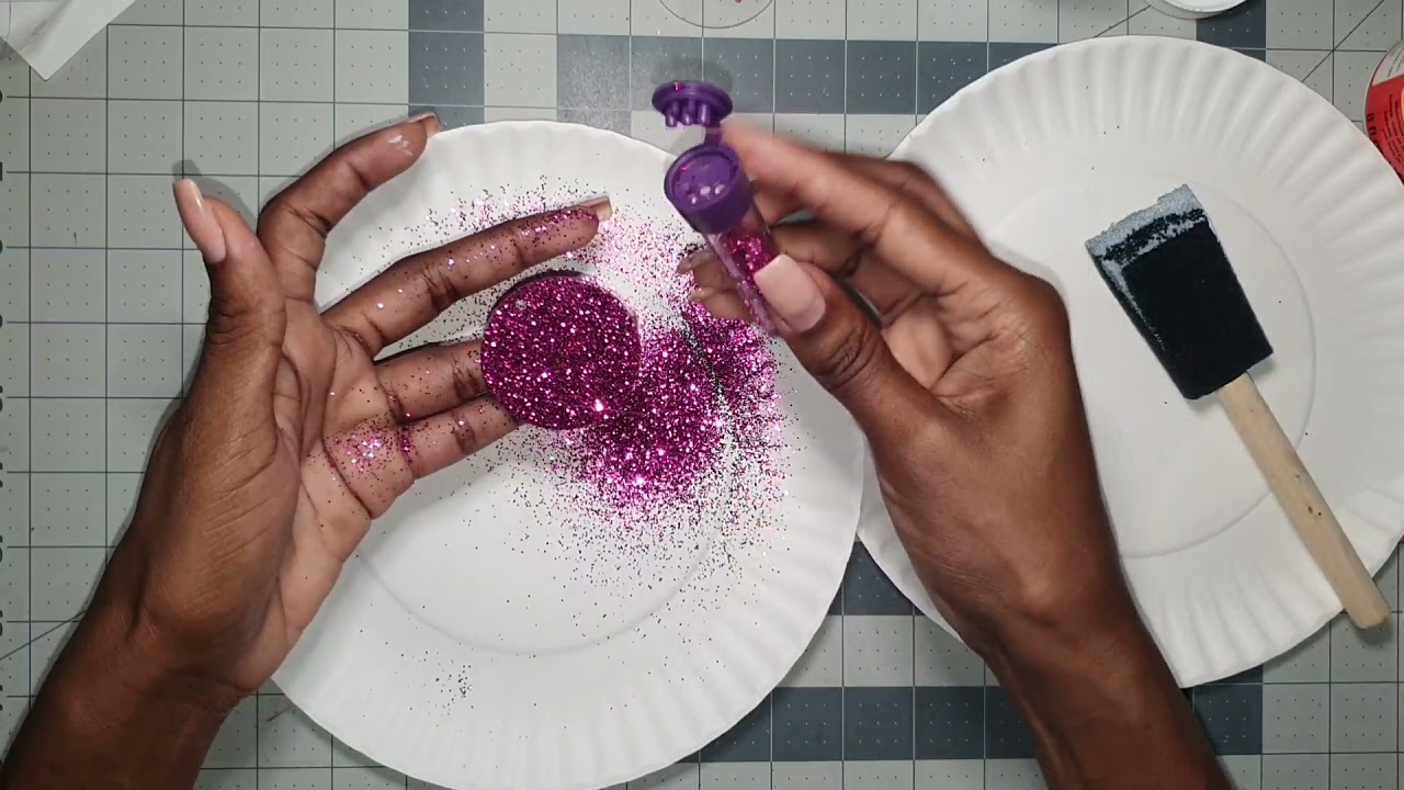 GLITTER KEYCHAIN DESIGNS - 2 METHODS USING VINYL/ACRYLIC PAINT/MOD PODGE