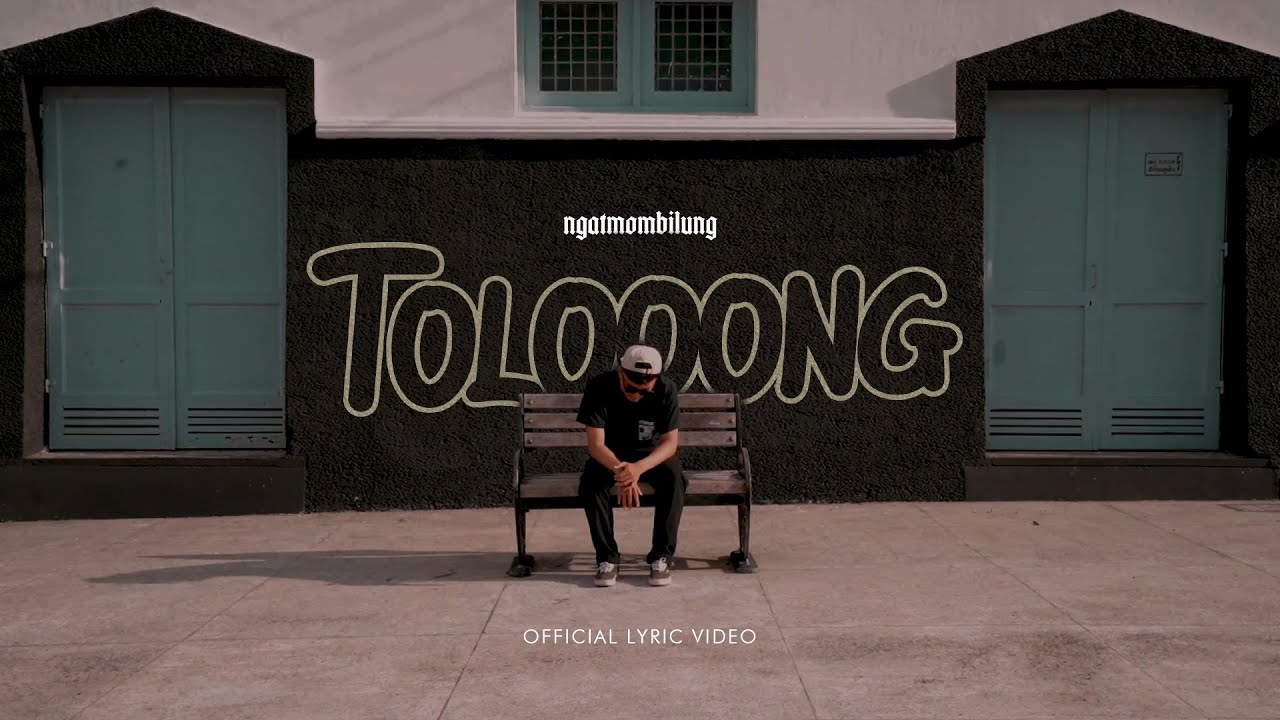Ngatmombilung - Tolooong ( Official Lyric Video )