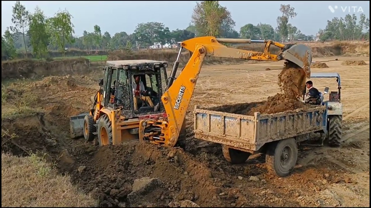 Escorts Digmax II BS4 Machine et bhattha trolley loading work