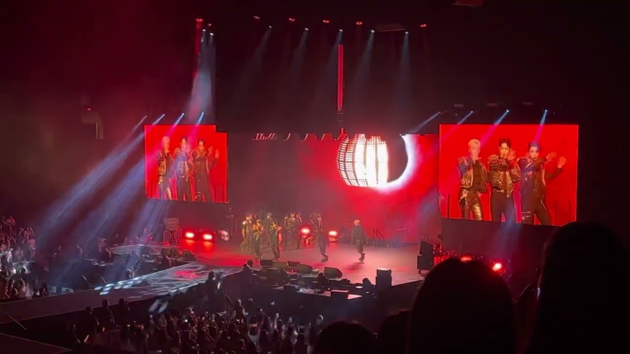 Seventeen | Hot | Be the Sun Tour | Vancouver