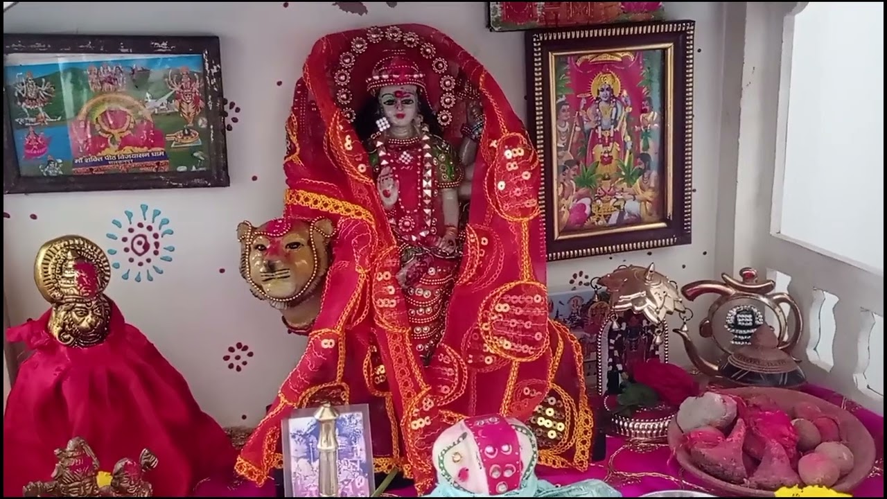 आरती देवी जी की, सुपर, आरती और  कान्हा जी की बहुत ही सुंदर आरती,#super activ kumud #chanal #वीडियो 