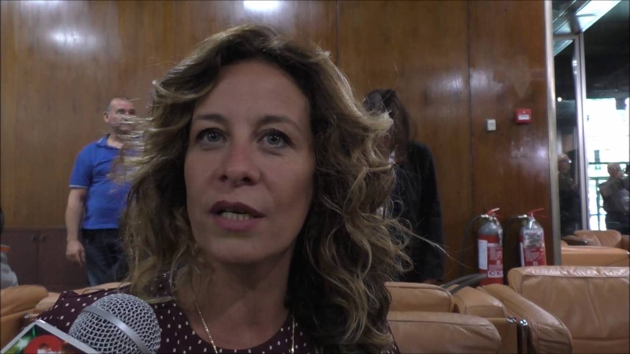 Braccialetti Rossi 3: videointervista a Carlotta Natoli, leggi l'articolo su SpettacoloMania.it
