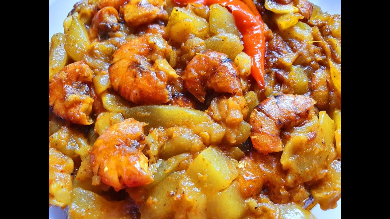 বাঙালির ঐতিহ্যবাহী সাধের লাউ চিংড়ি রেসিপি | Lau Chingri Recipe | Bengali Style Lau Chingri Recipe |