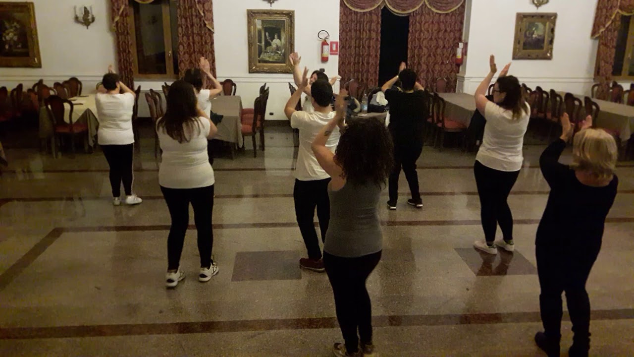 Fiesta - Raffaella Carrà... Ballo di gruppo scuola: Ballando con Donata