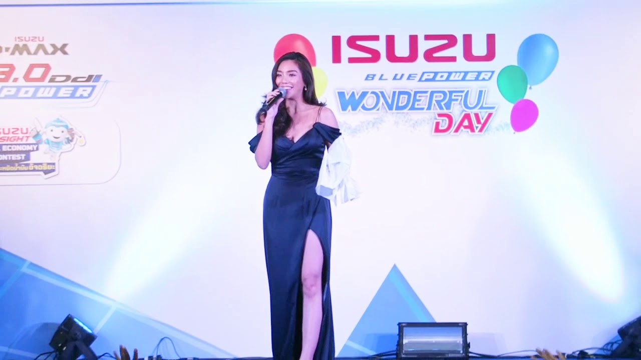 180512 ปราง กัญญ์ณรัณ - เพลงบุพเพสันนิวาส @งานอีซูซุ เซ็นทรัลเวสเกต