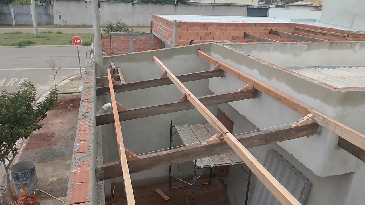 madeiramento para telhado de Eternit, fibrocimento