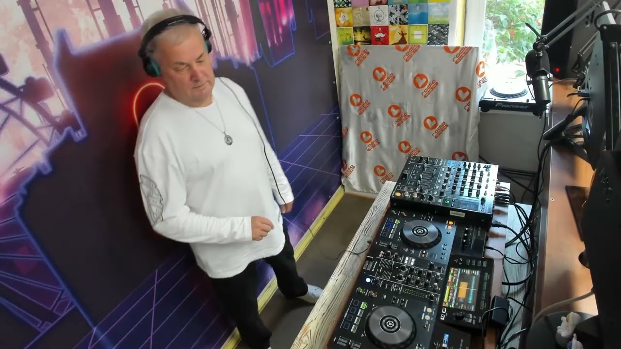 Челябинская радиостанция "L" радио. Электронная музыка 24 часа Телефон 8 800 201 55 45