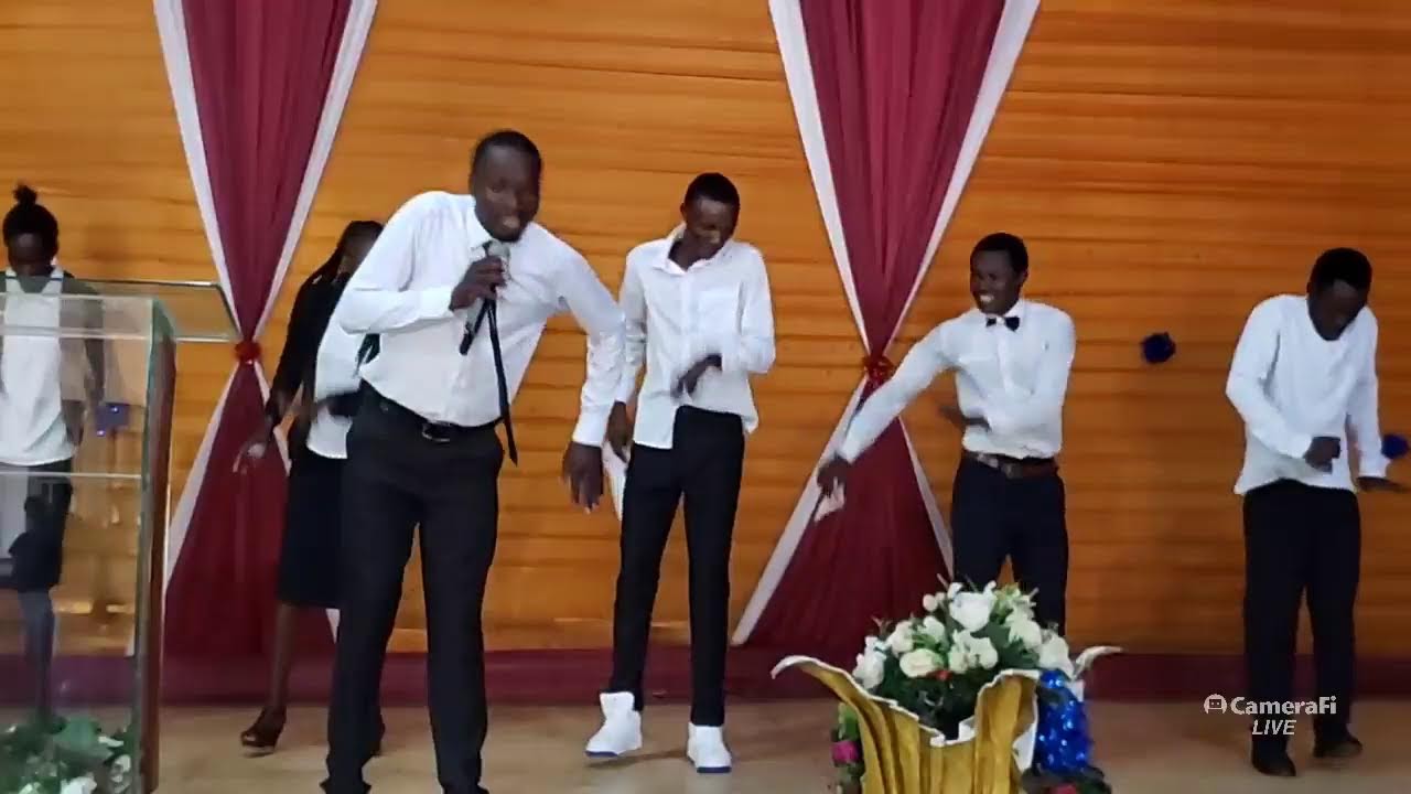 praise and worship moment