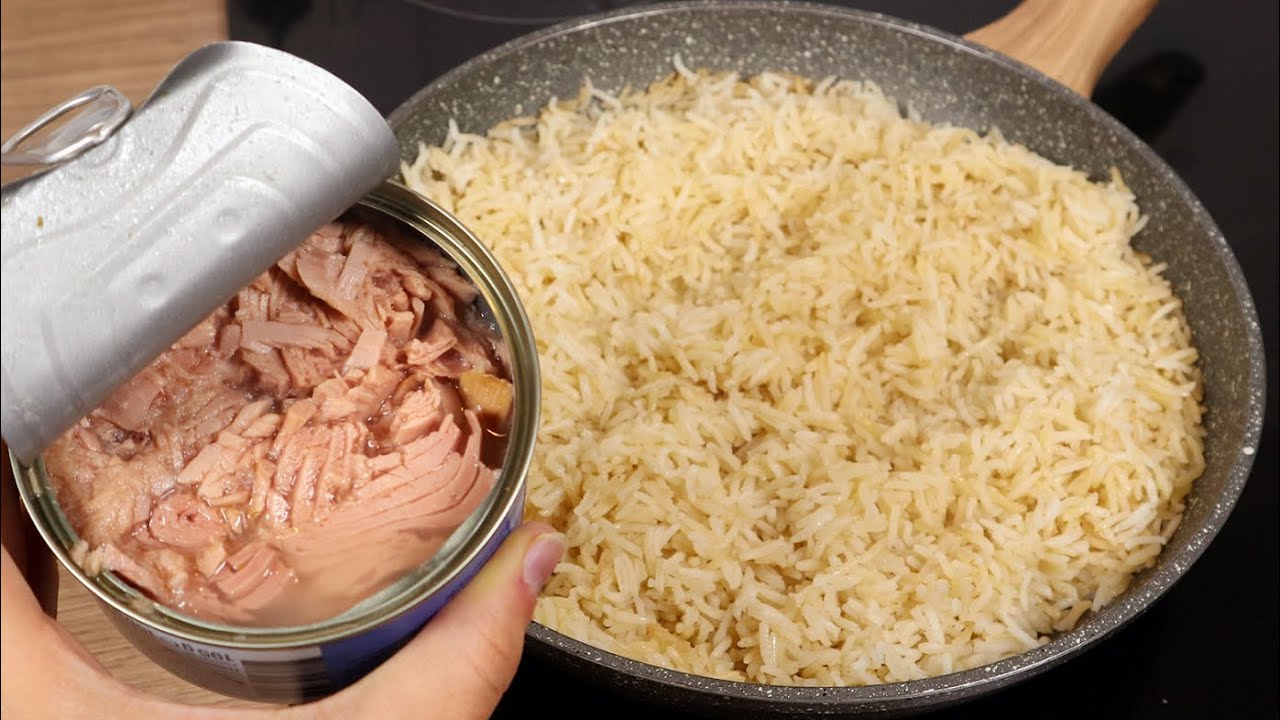 У вас дома есть рис и консервированный тунец? Простой, быстрый и очень вкусный рецепт.