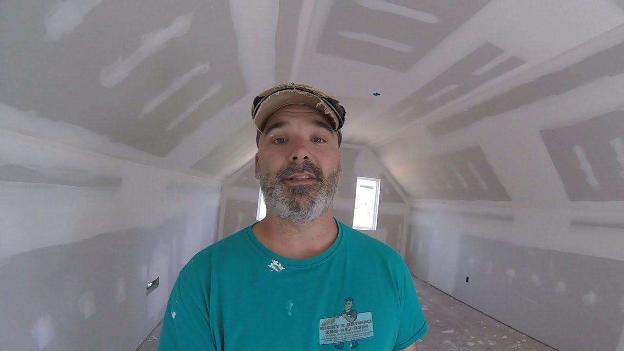 Sanding drywall with the Porter Cable Drywall Sander