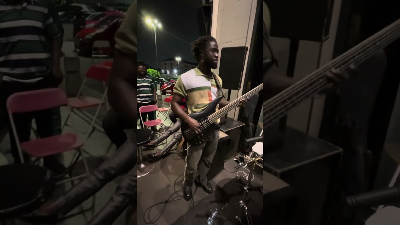 An Afro Jam with the Boss Player ‘’ELVIS YARWOOD JNR’’ on Bass🎸🎸🎸#Afroband #1999 ❤️❤️🥁❗️🙏