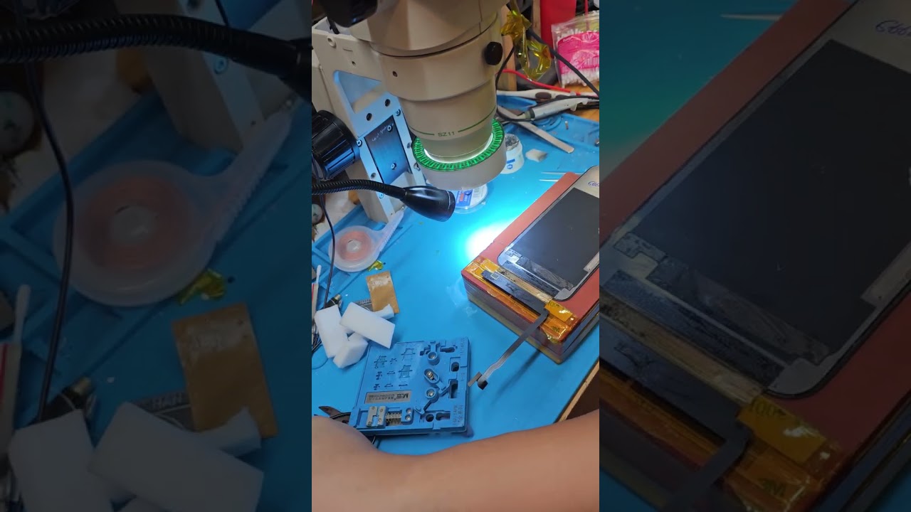 Sửa lỗi màn hình iphone 13 prm chớp xanh