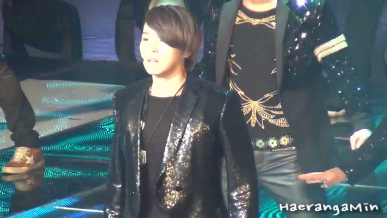 [Fancam] 121228 KBS 가요대축제 Sungmin - Sexy, Free & Single
