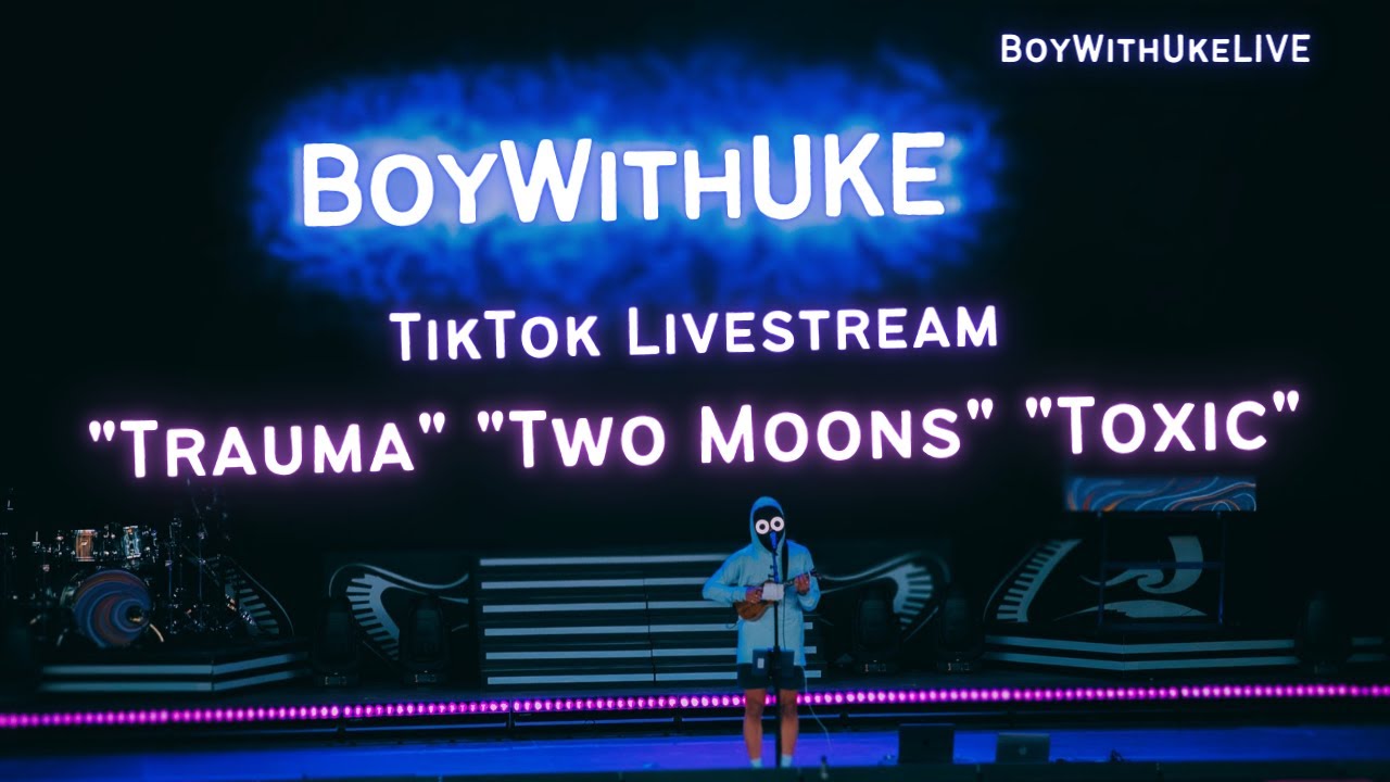 BoyWithUke 
