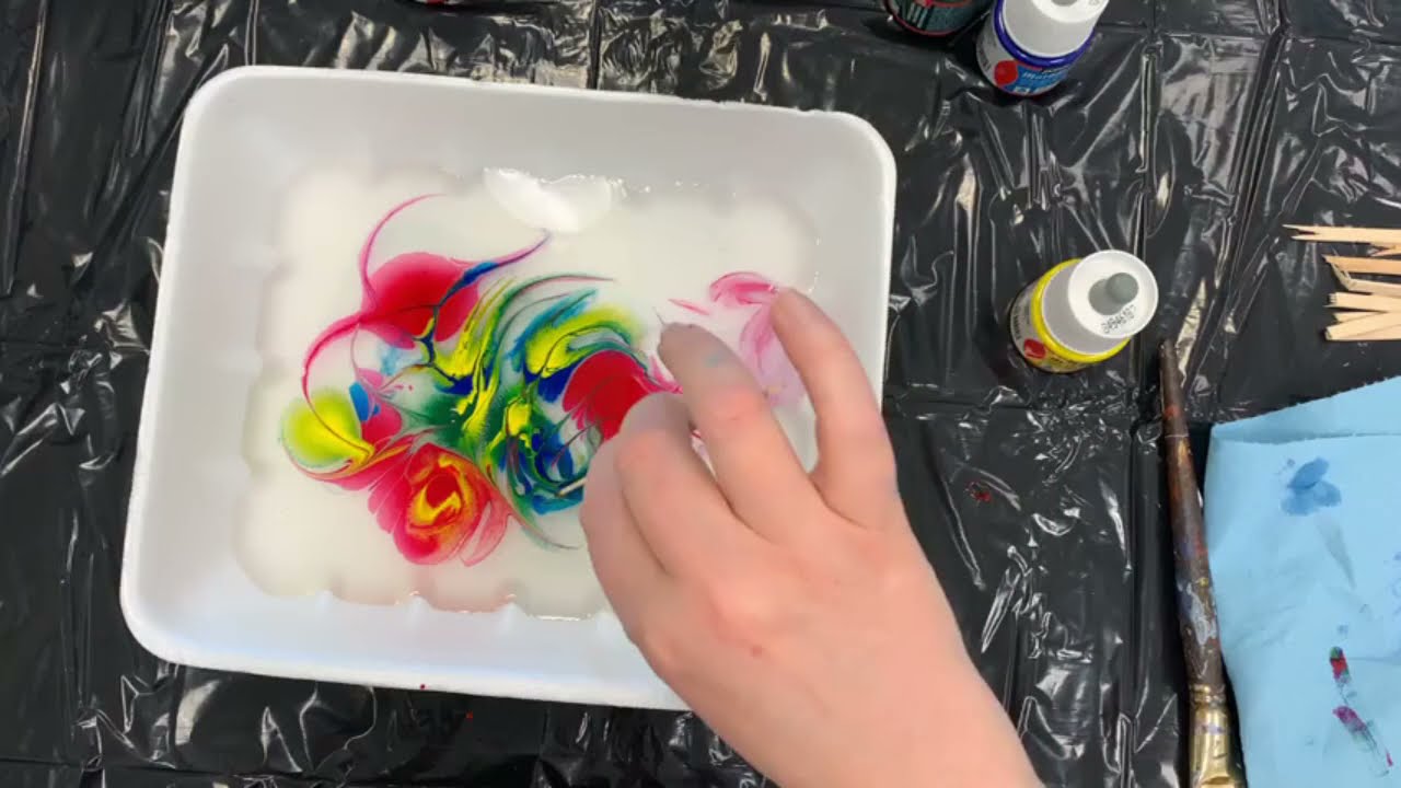 Marbling de Pébéo par Brigitte Malenfant