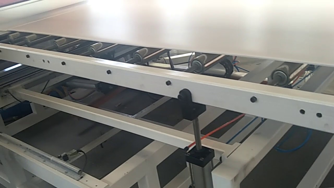 China-Jwell PVC/WPC foaming extrusion board machine
