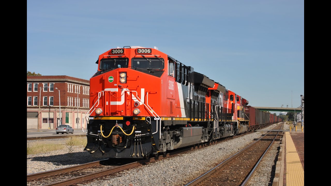 HD: October 2015 Trains w/ CN Tier 4's, BNSF, CREX, KCS, CSXT, UP, VLIX, Amtrak, CEFX & SOO Line