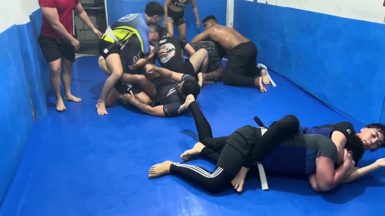Jordan jiu-jítsu no. Dia de gangue! 002 