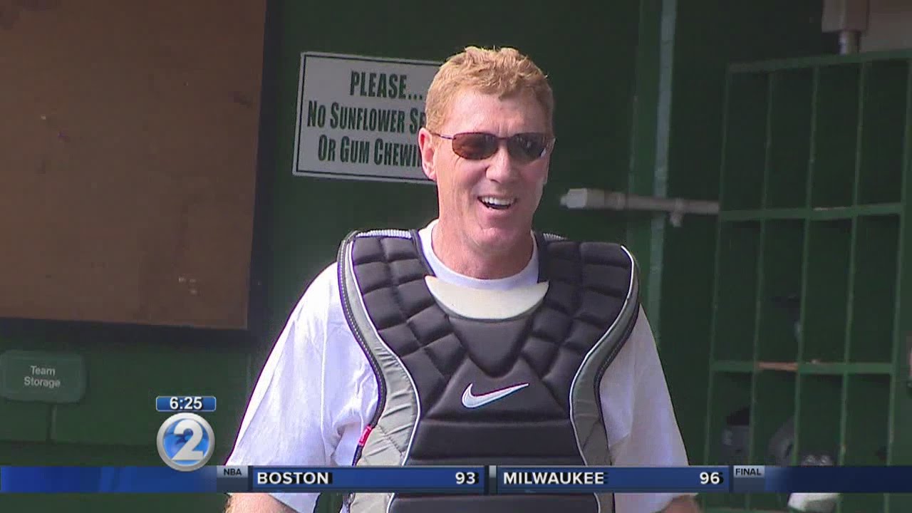 KHON2's Spangler & Dashefsky take part in 'Bows Baseball alumni game