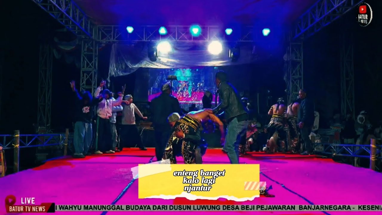 Penampilan warok lokal dari banjarnegara. Wahyu manunggal budaya.