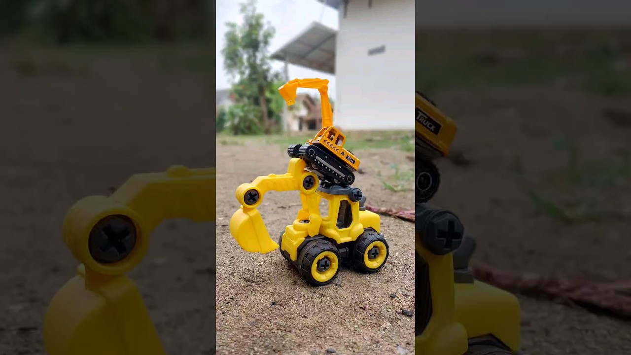Drama mobil mobilan beko excavator oleng 