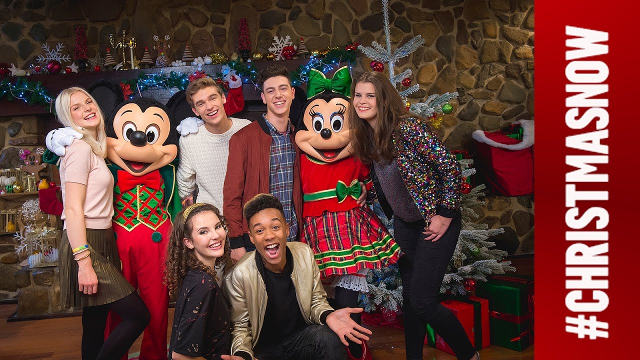 CHRISTMAS NOW | Officiële muziekvideo | Disney Channel NL