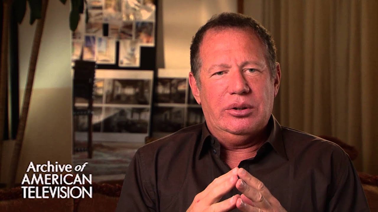 Garry Shandling discusses the writing process on "It's Garry Shandling's Show" - EMMYTVLEGENDS.ORG