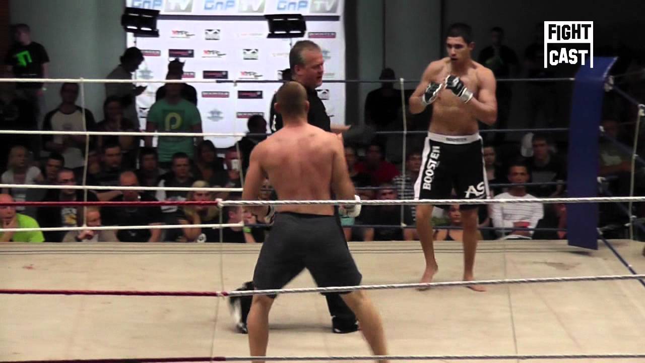 Stefan Larisch vs Niels Tuhumury