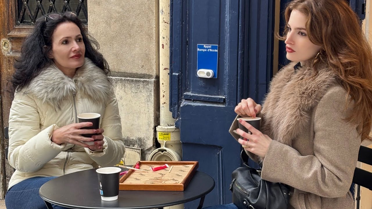 Paris Vlog I Montmartre, Photobooths, Love Locks & More 🍷🥐🇫🇷‼️