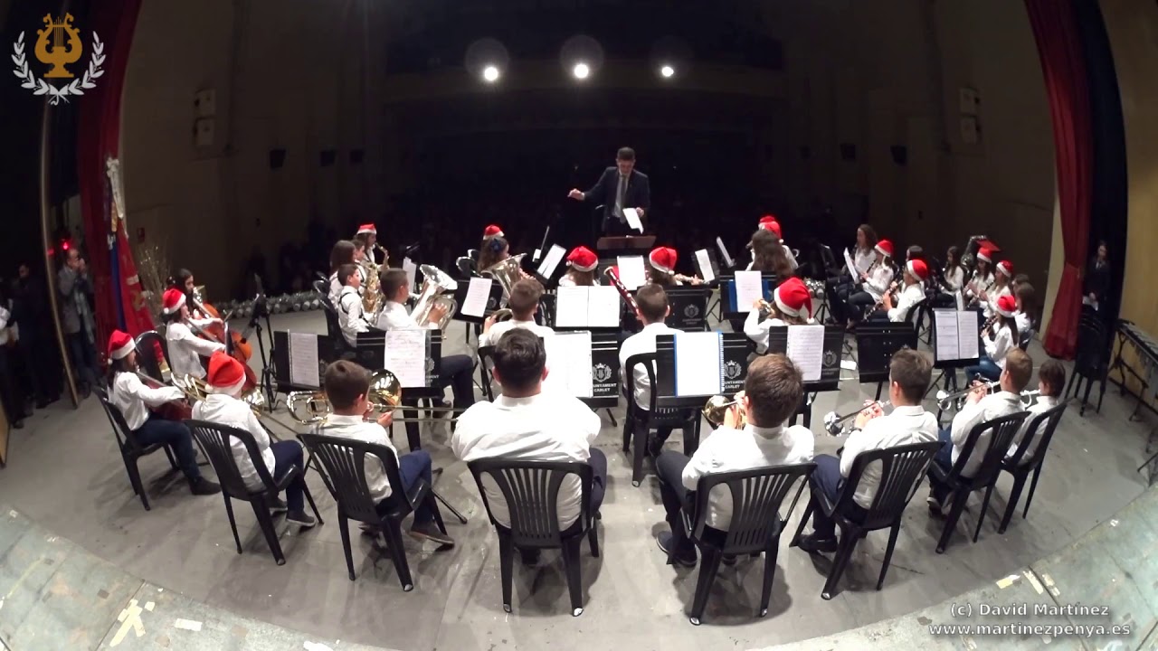 A Snowy Christmas Day - Jerry Williams (Banda Infantil Agrupació Musical L'Artística de Carlet)