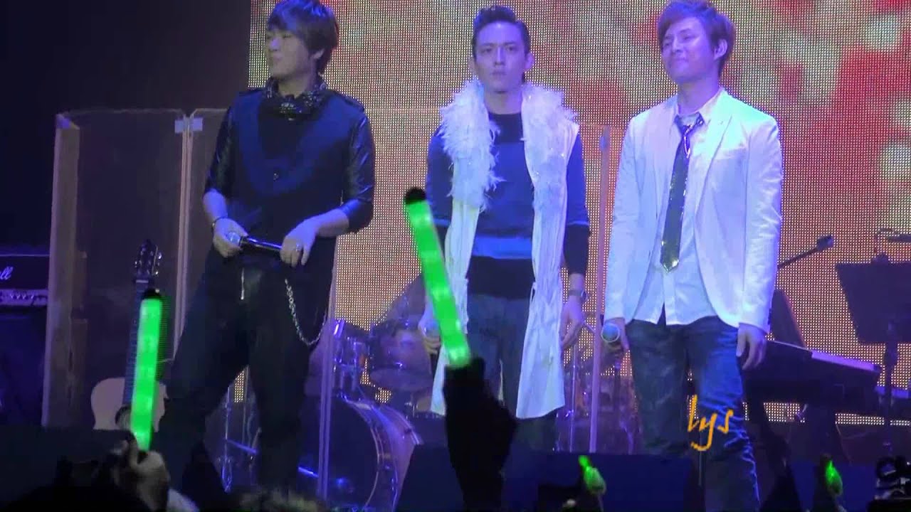 20131108 林宥嘉 愛在益起-Show Box開幕音樂會 8 我難過 (嘉賓 孫協志 王仁甫)
