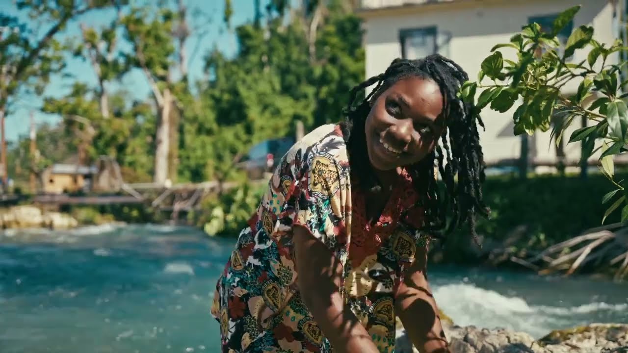 RAS McKoy Natural Woman