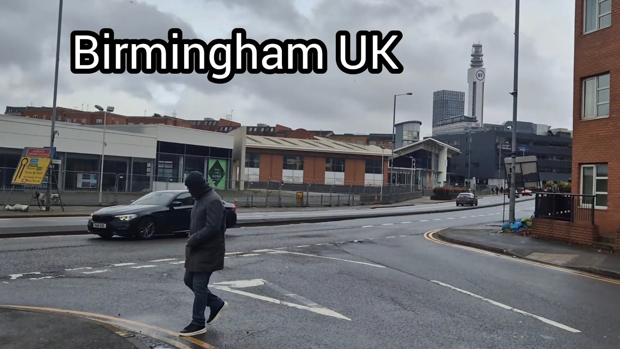 Come on a virtual walk through the city. Life Topics.