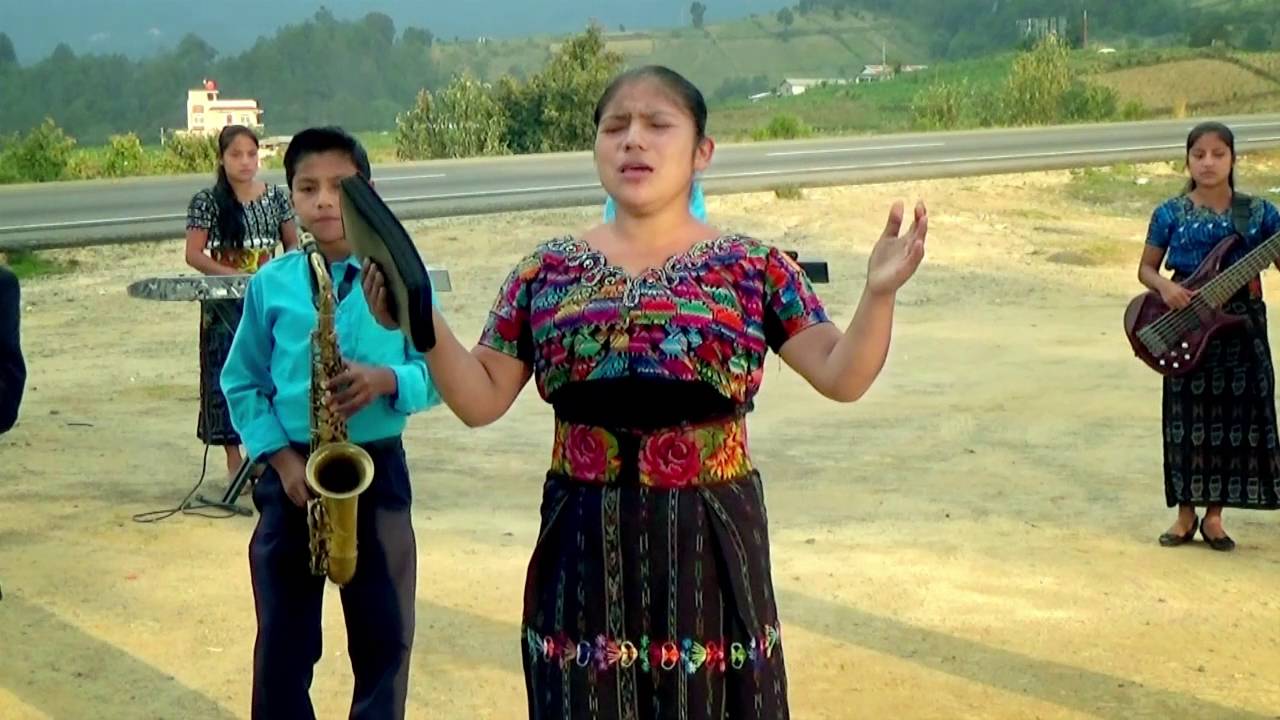 Que Amor Tan Grande - Agrupacion Musical Fuente De Vida