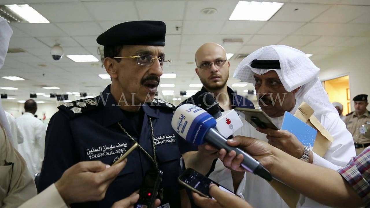 منح الجنسية الكويتية