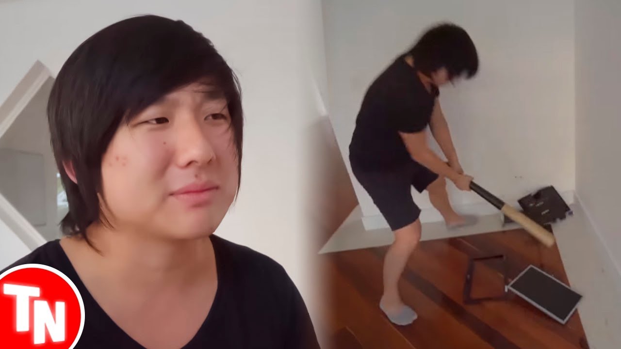 Pyong Lee se revolta e quebra computador ao assistir v&iacute;deo do Felipe Neto