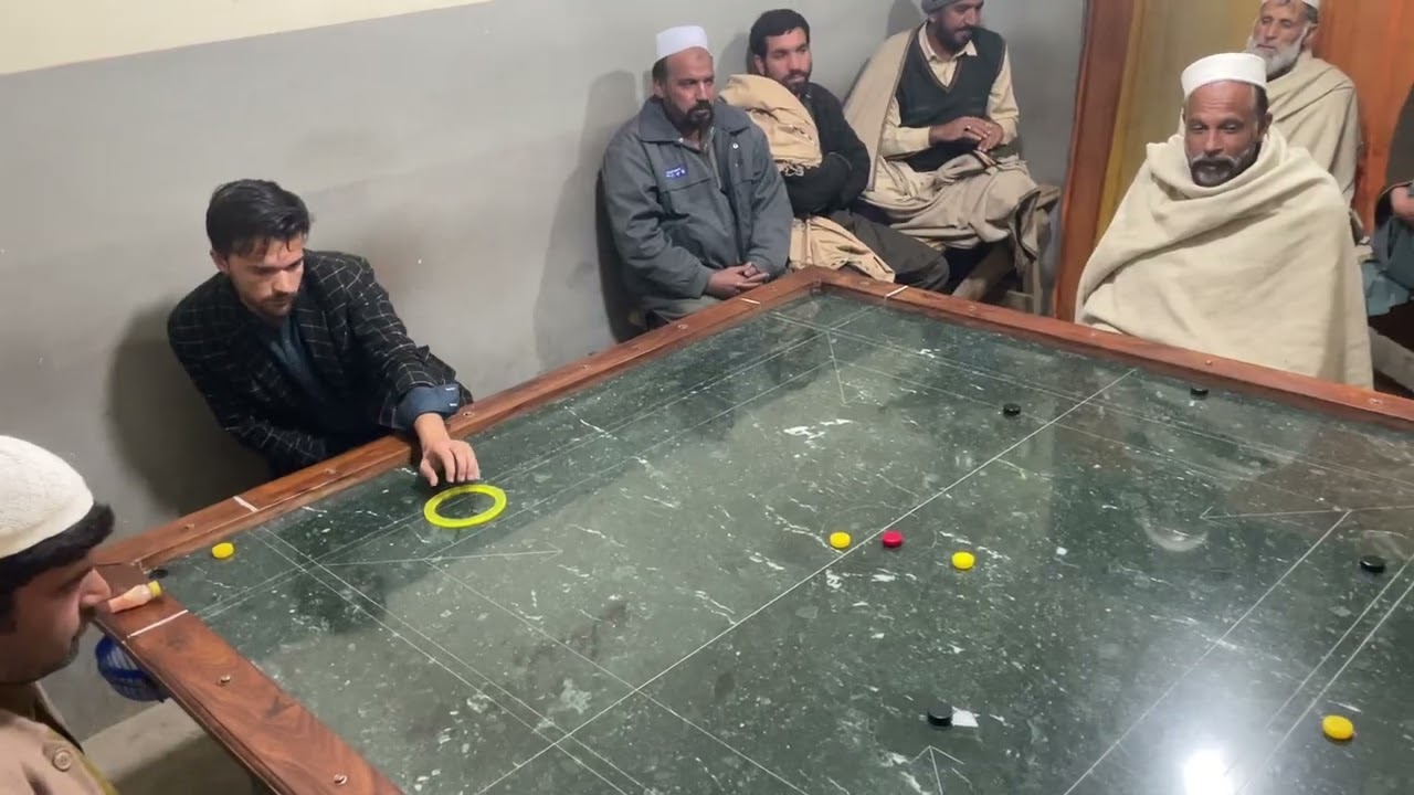 Dubble carrom challenge match ￼￼big challenge match🔥#carromboard #carromgame #carromcommunity#virl￼￼