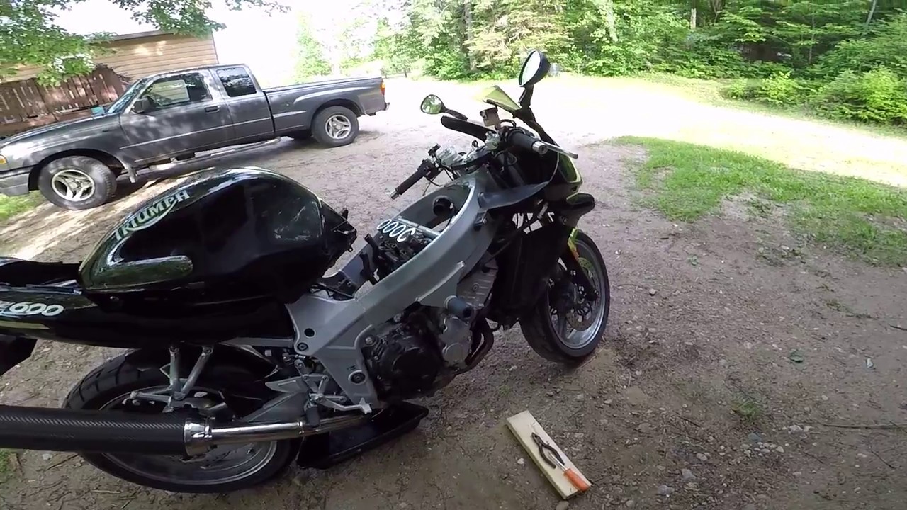 Triumph TT600 Maintenance time: Looks like i'm going to be down for a bit. 1