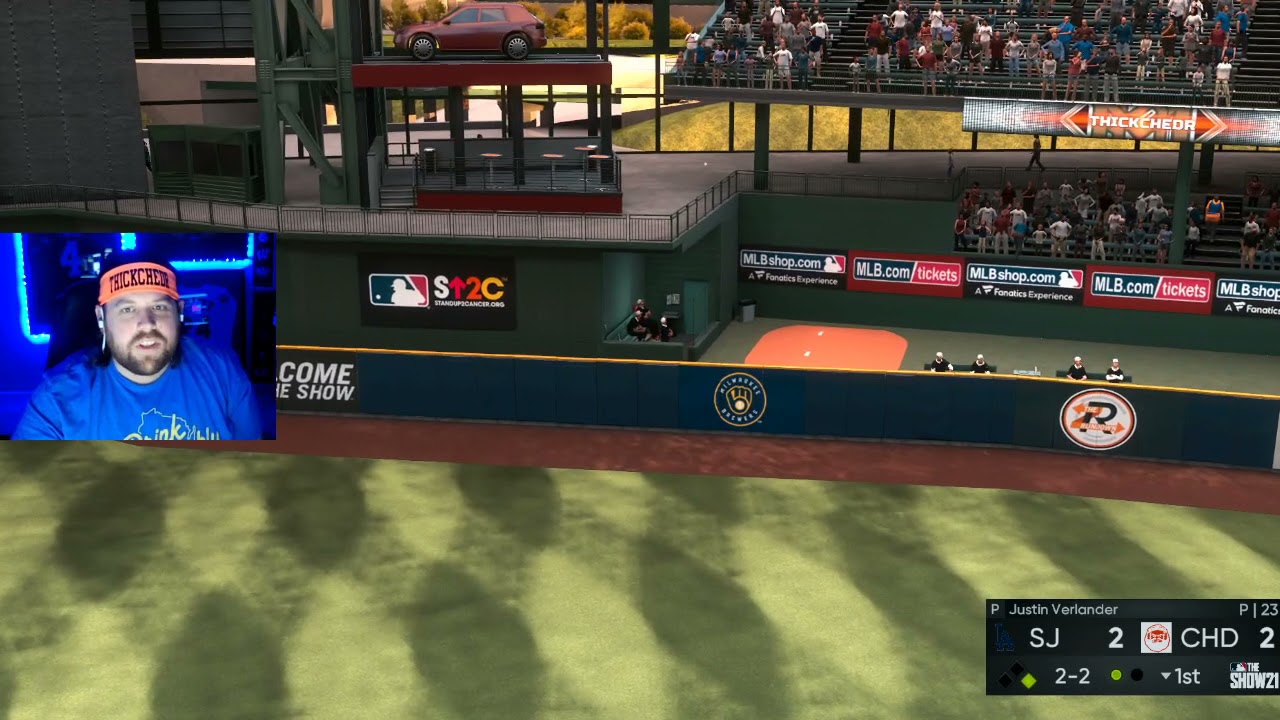 Yasmani Grandal Home Run at American Family Field - Milwaukee Brewers Theme Team